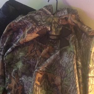 Under arm hoodie